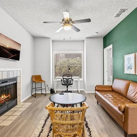 Cozy Boho 2Bd Apartment - Cedar Park/North Austin
